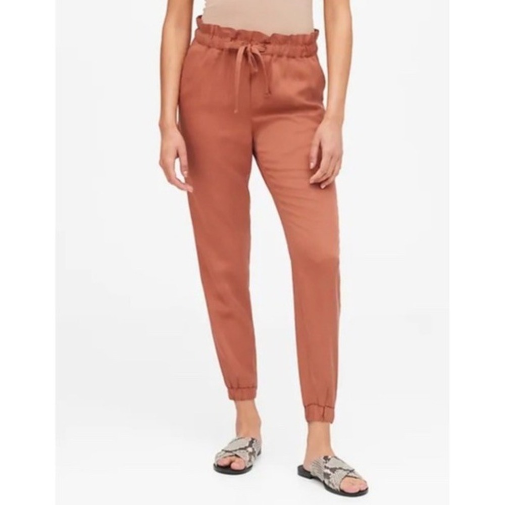 Banana Republic Paperbag-Waist Jogger Lyocell Pants rust/terracotta clay Sz S